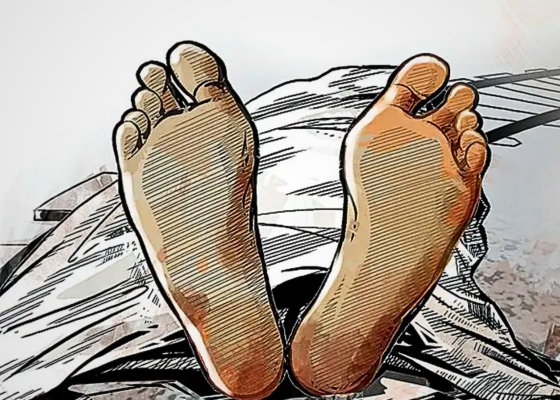श्रीमतीले मोबाइलले टाउकोमा प्रहार गर्दा घाइते भएका श्रीमानको मृत्यु श्रीमतीले मोबाइलले टाउकोमा प्रहार गर्दा घाइते भएका श्रीमानको मृत्यु