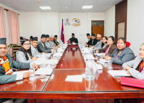 दुई दिने सार्वजनिक बिदा खारेजको तयारीमा सरकार, मन्त्रिपरिषद्बाट निर्णय हुँदै दुई दिने सार्वजनिक बिदा खारेजको तयारीमा सरकार, मन्त्रिपरिषद्बाट निर्णय हुँदै
