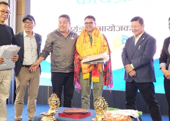 हङकङमा सुनसरीका पत्रकार कार्की सम्मानित