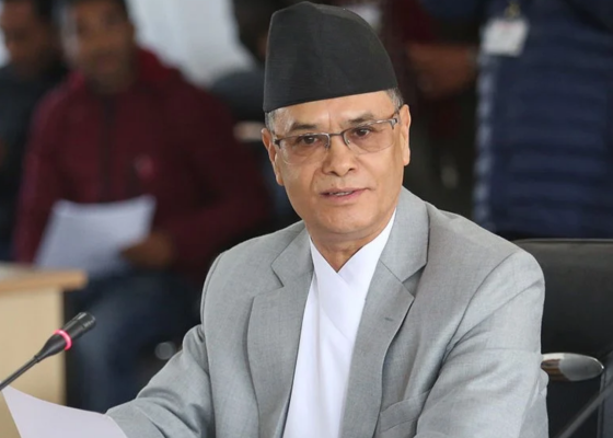पूर्वप्रधानन्यायाधीश चोलेन्द्र छुटे, परिवारको जिम्मा लगाइयो पूर्वप्रधानन्यायाधीश चोलेन्द्र छुटे, परिवारको जिम्मा लगाइयो
