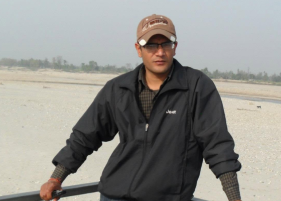भारतीय गाडी समात्दा एसपीलाई थर्काएको आरोप, कञ्चनपुरका भन्सार अधिकृत भट्ट हटाइए भारतीय गाडी समात्दा एसपीलाई थर्काएको आरोप, कञ्चनपुरका भन्सार अधिकृत भट्ट हटाइए